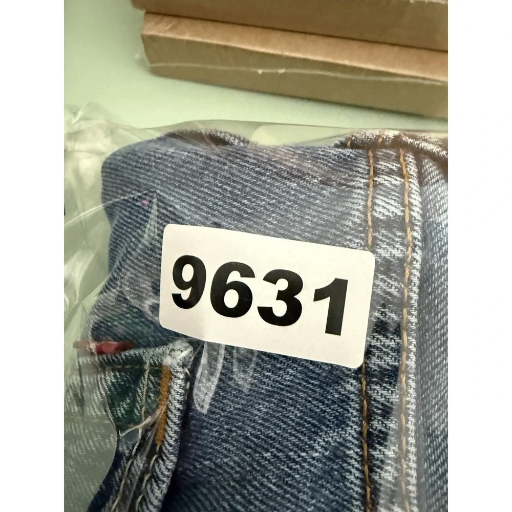 Levis 505 Jeans Mens 38x29 Blue Straight‎ Leg Medium Wash Distressed Denim Pants